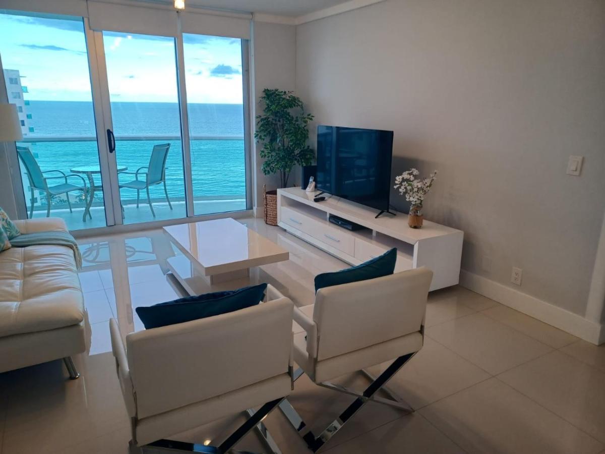 Hollywood On Beach Apartment Exterior foto