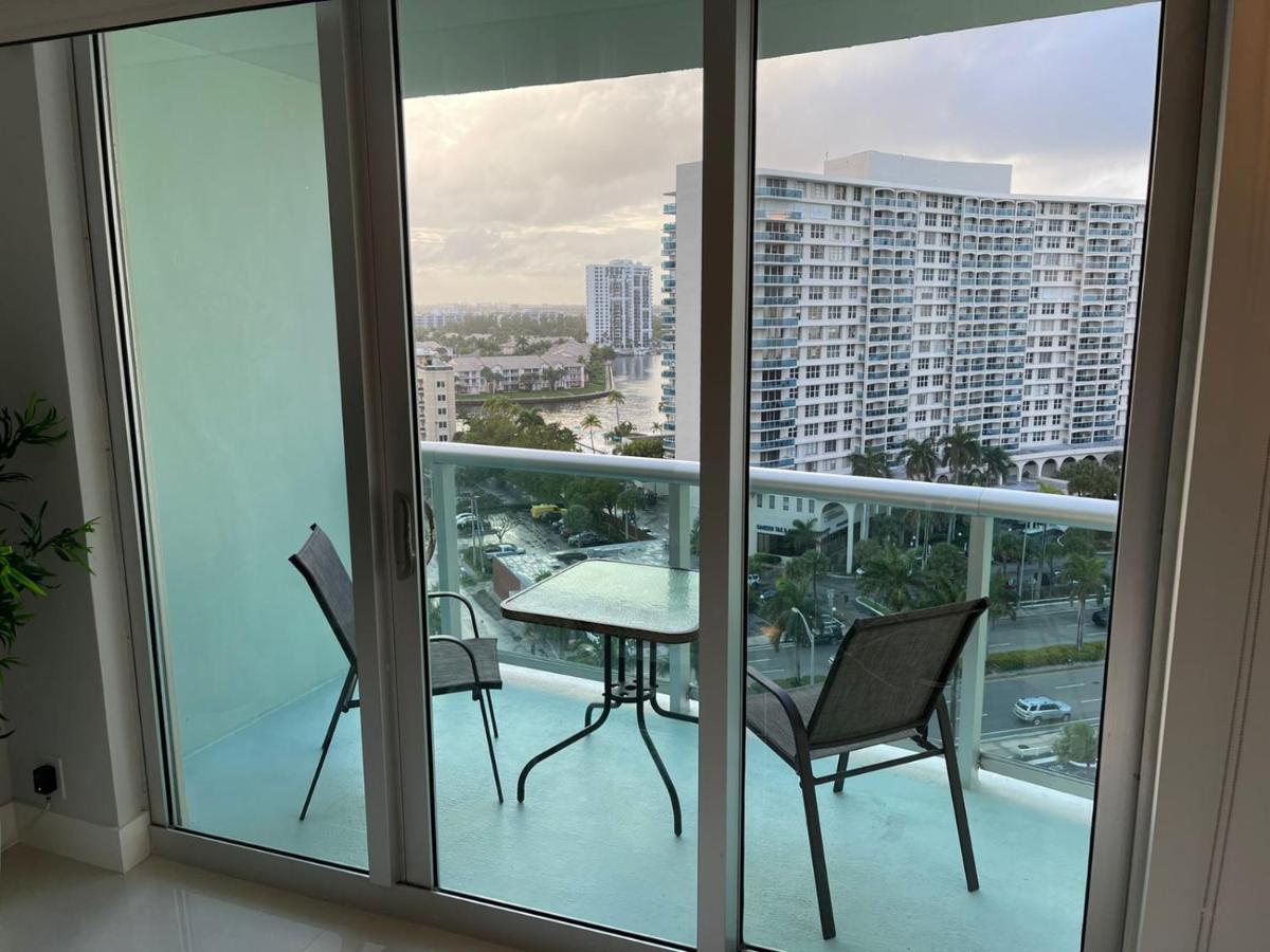 Hollywood On Beach Apartment Exterior foto