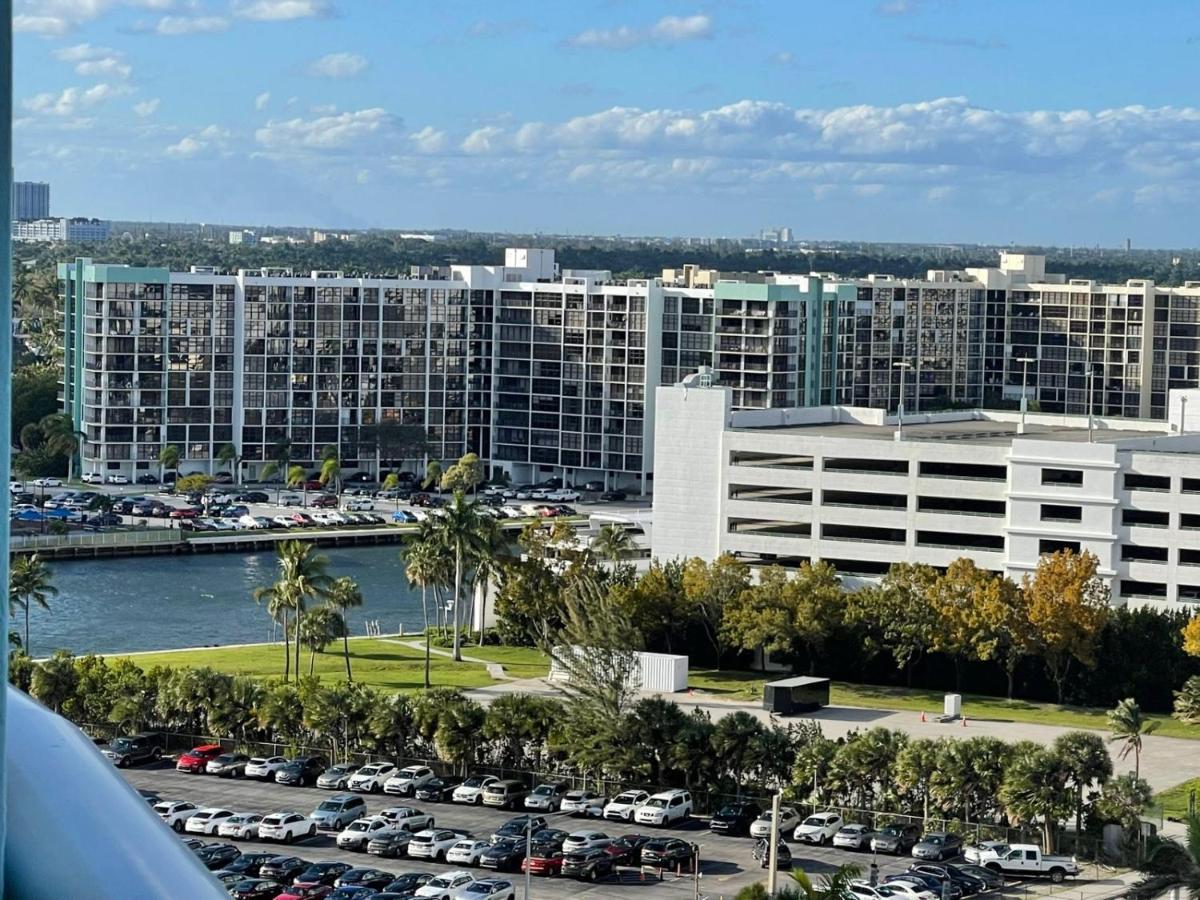 Hollywood On Beach Apartment Exterior foto