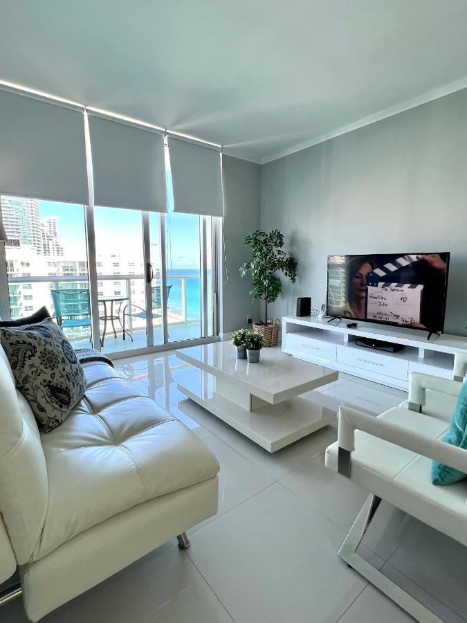 Hollywood On Beach Apartment Exterior foto